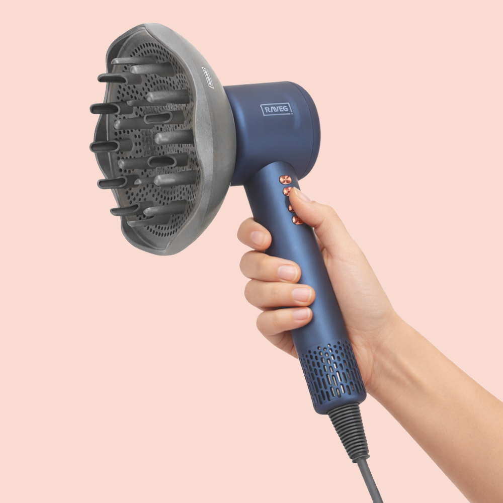 RAVEG Navy Blue – MAGAZIJNUITVERKOOP EXCLUSIVE: Creëer salonwaardige krullen met een gratis XXL Diffuser bij je haardroger